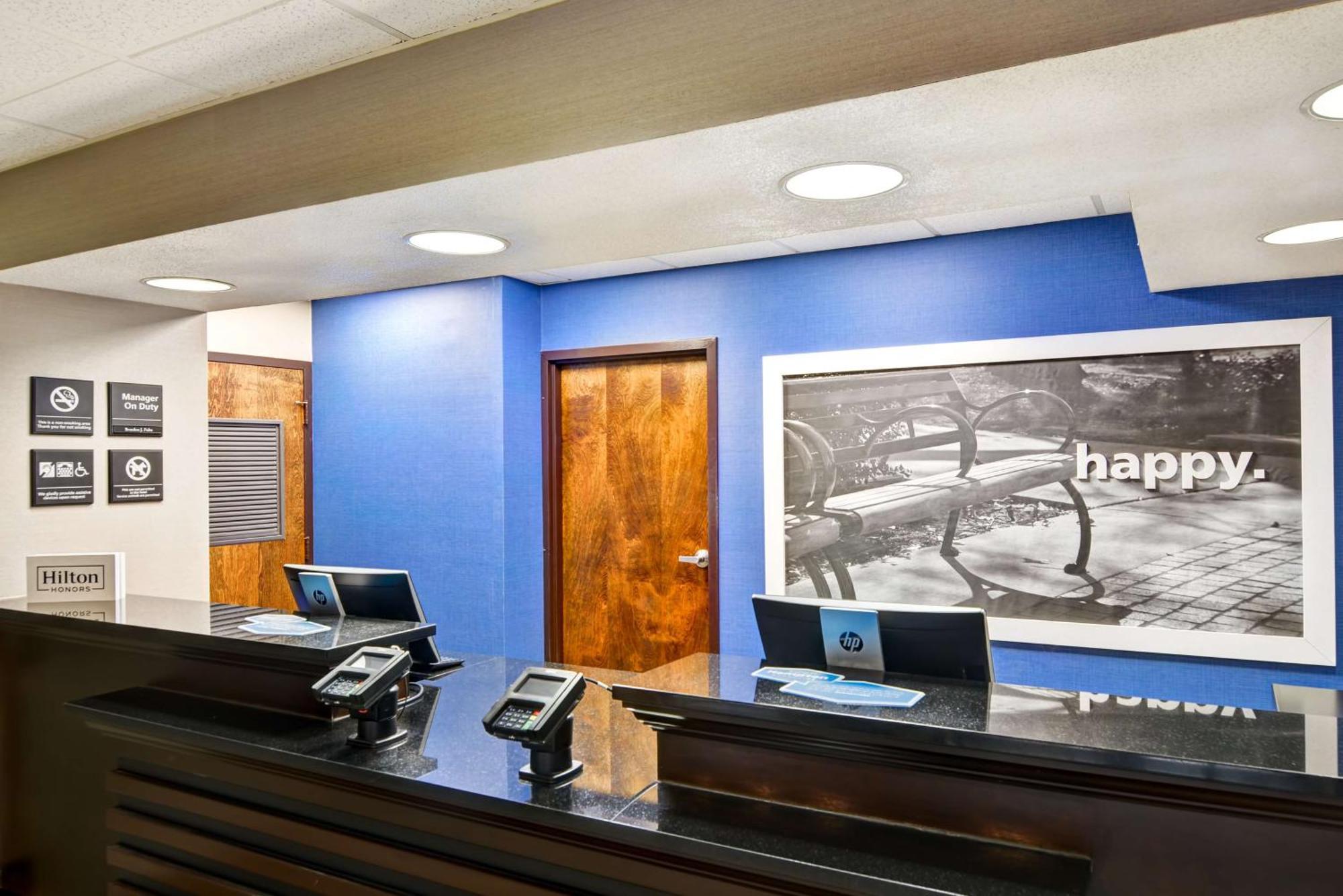 Hampton Inn State College Exterior foto