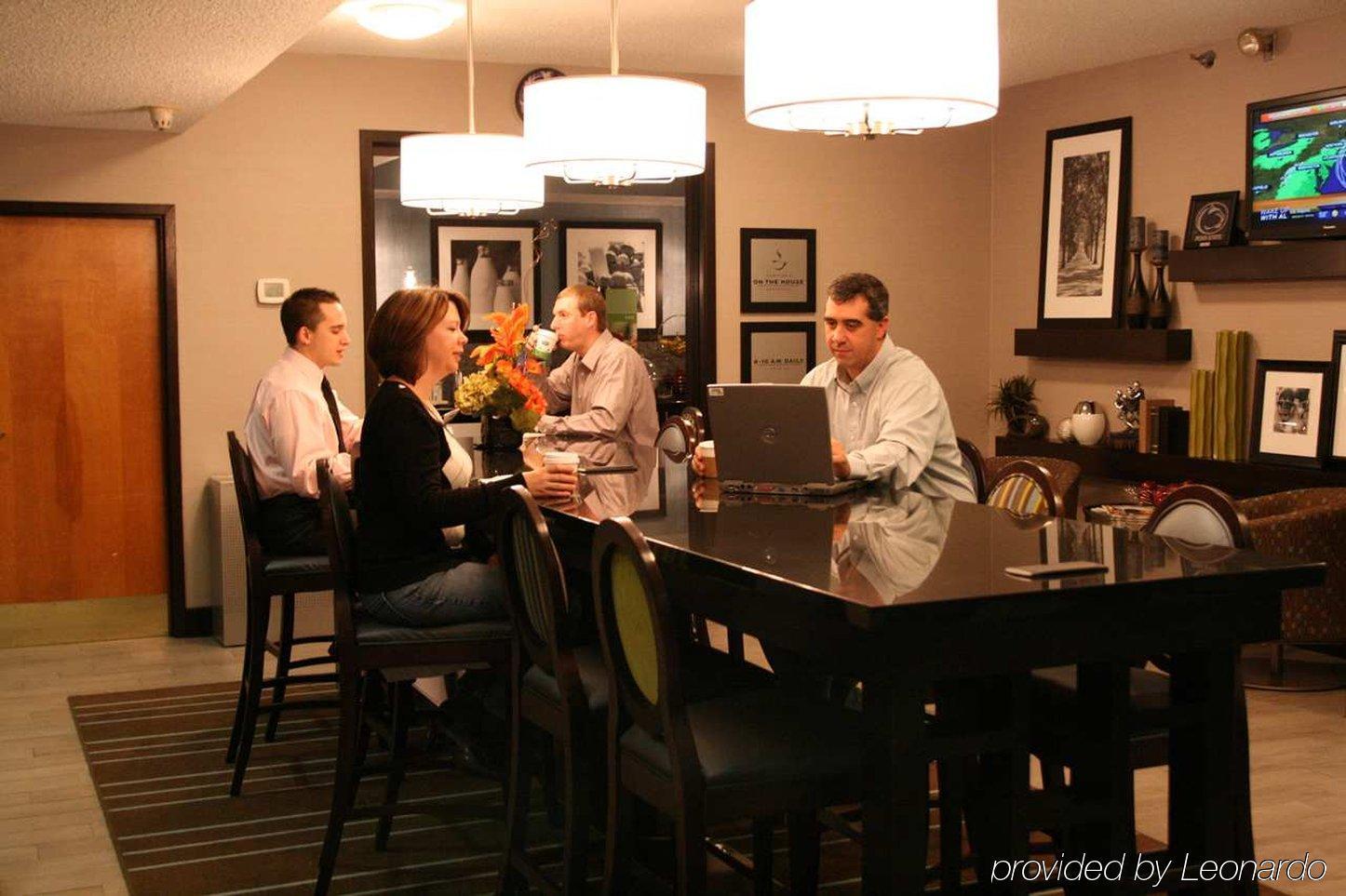 Hampton Inn State College Restaurante foto